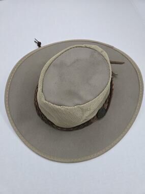 BARMAH Canvas Drover 1057 Outback Safari Hat Size Medium Mesh Air Flow Leather